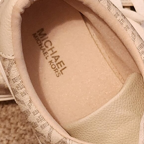 New Womens Michael Kors sneakers  us 4 - Picture 9 of 9